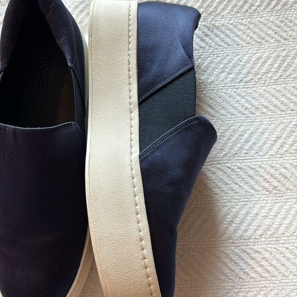 Vince Woman’s Navy Blue Satin‎ Platform Slip On Sneakers - Picture 2 of 8